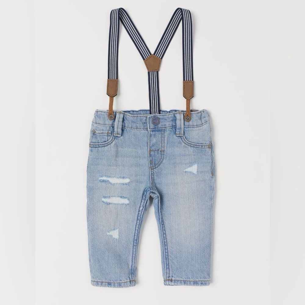 EUC H&M baby distressed jeans with suspenders, size 18-24m